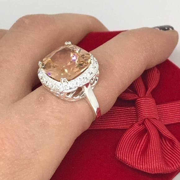 Pretty silver halo ring. peach cz white sa… - Picture 8 of 8